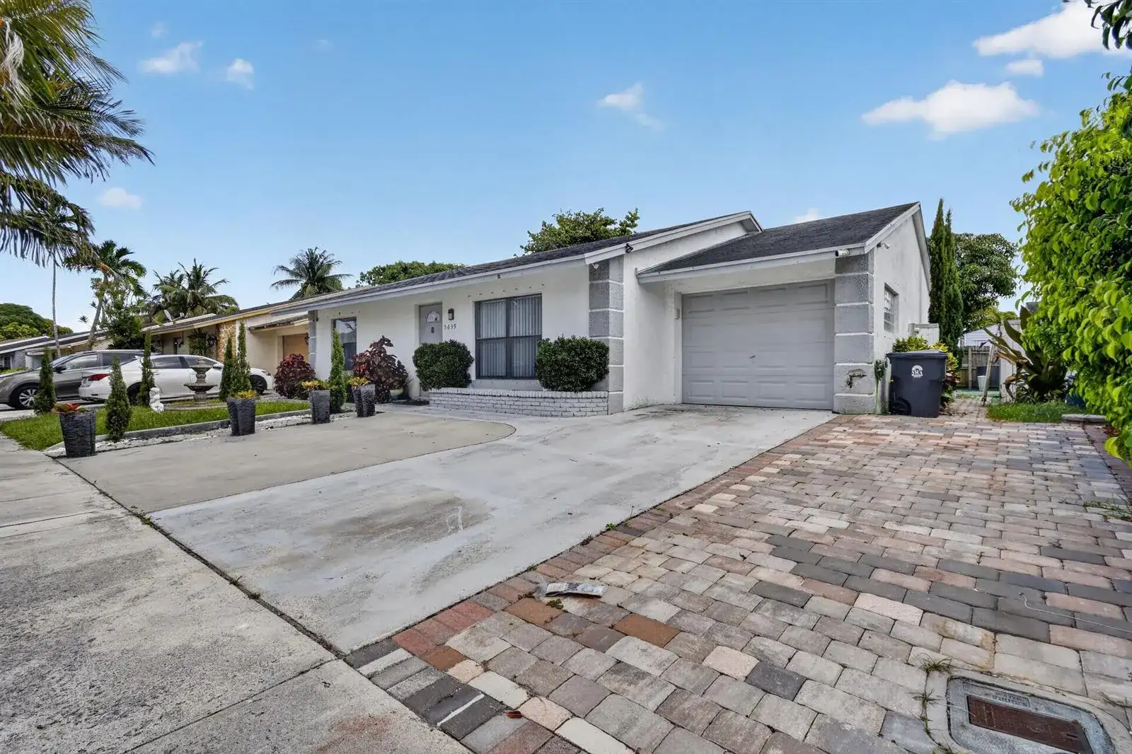 5639 Ithaca Circle E, Lake Worth FL 33463 photo 3