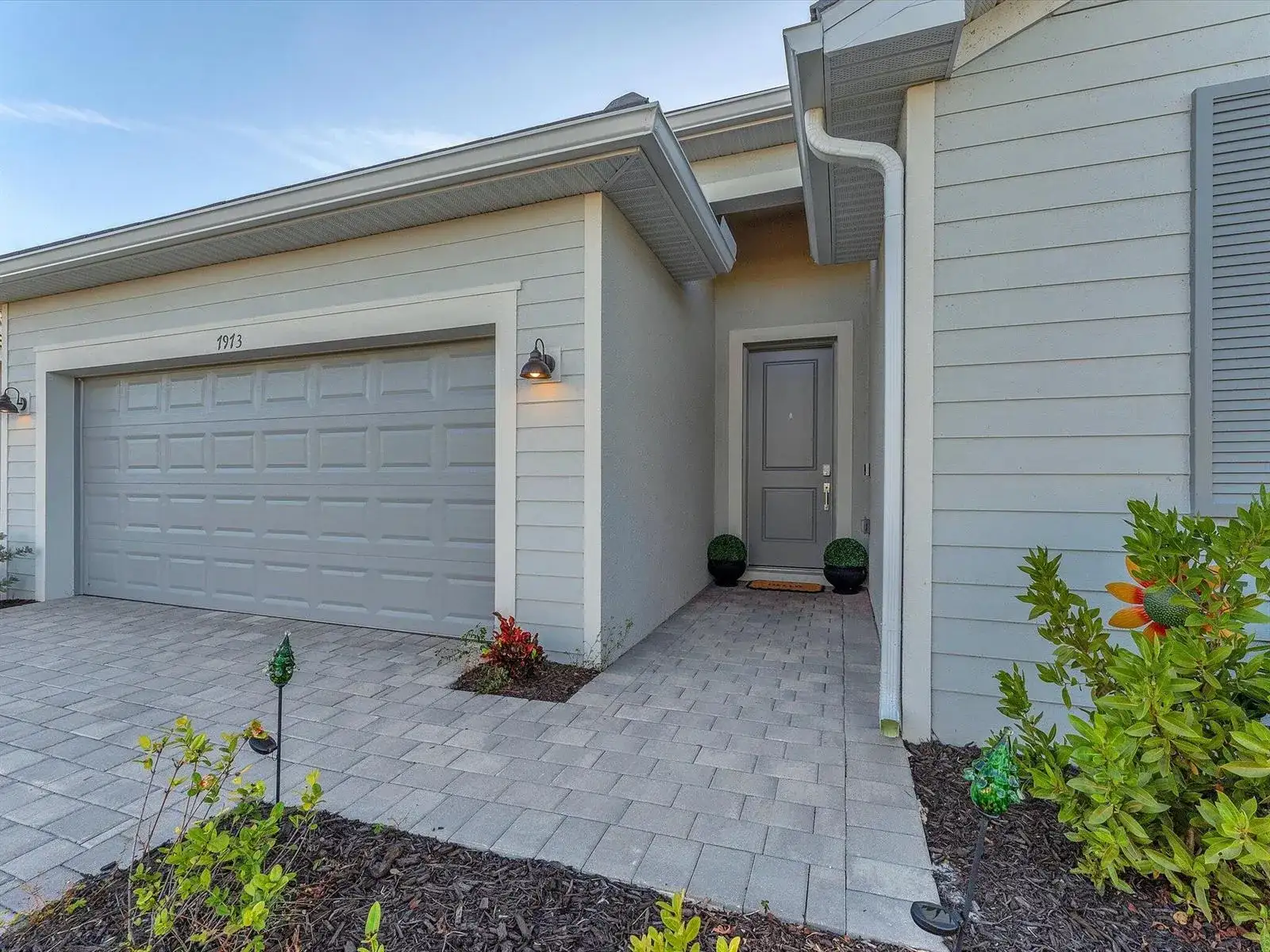7973 Lakes Edge Lane, Port Charlotte FL 33981 photo 4