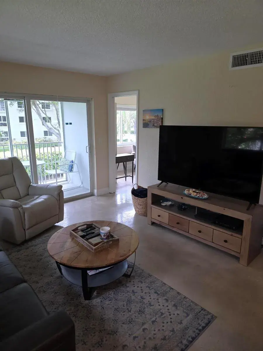 207 Tropic Isle Drive # 215, Delray Beach FL 33483