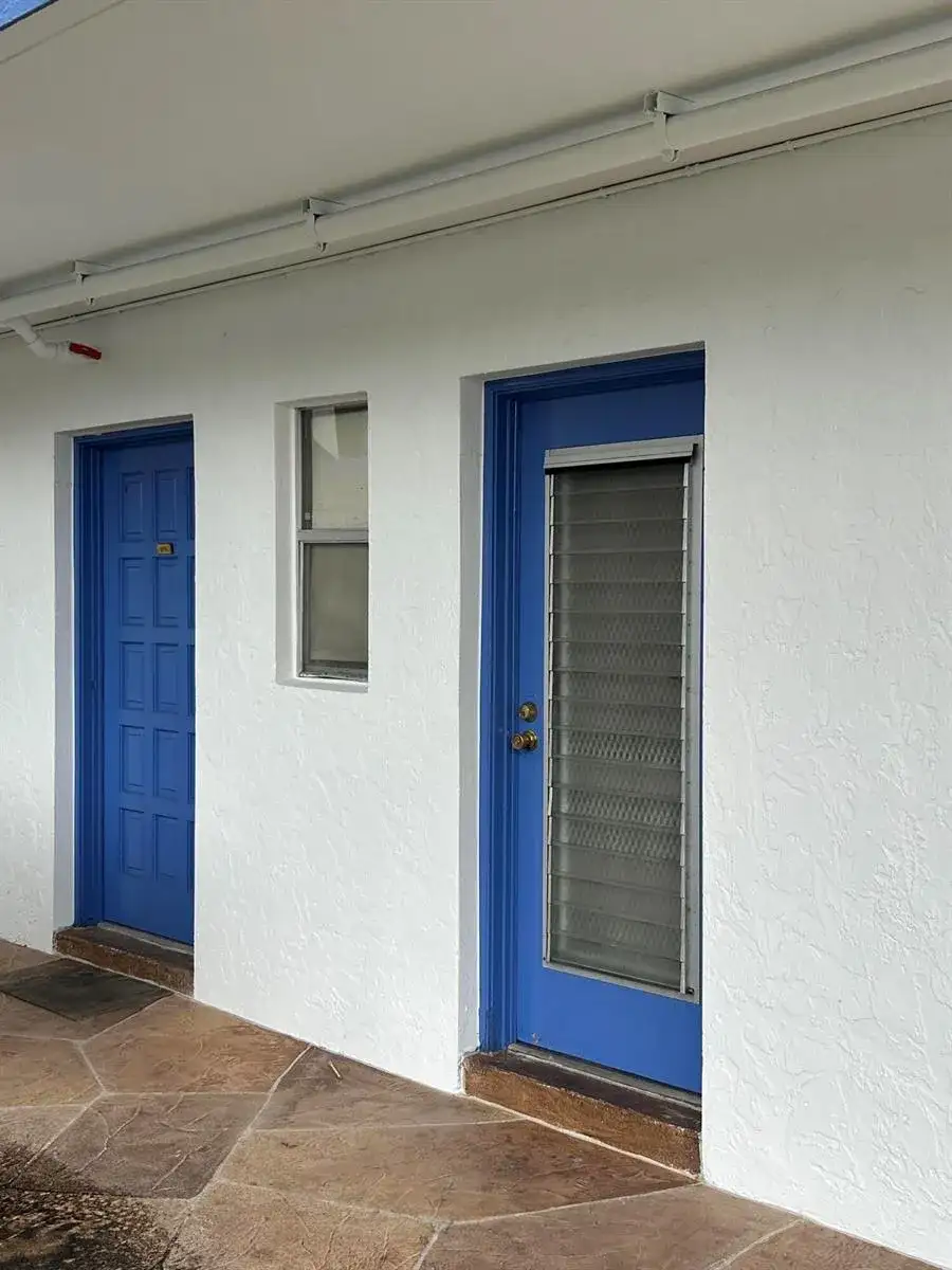 6100 S Falls Cir Drive # 105, Lauderhill FL 33319 photo 2