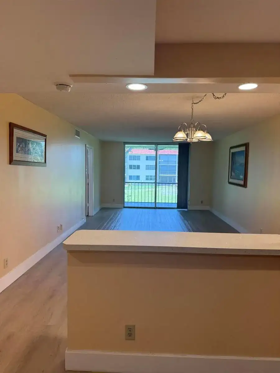 830 S Hollybrook Drive # 204, Pembroke Pines FL 33025 photo 2