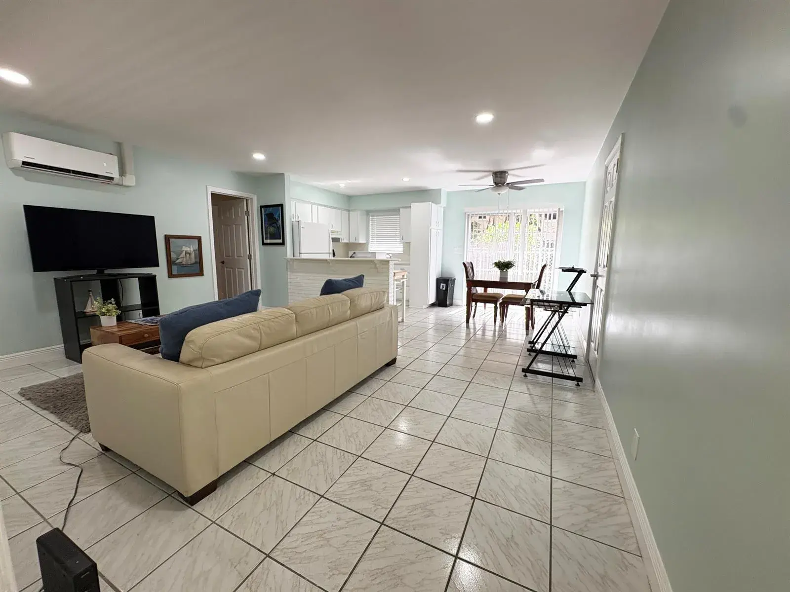 720 SE 15th Street # 2, Fort Lauderdale FL 33316