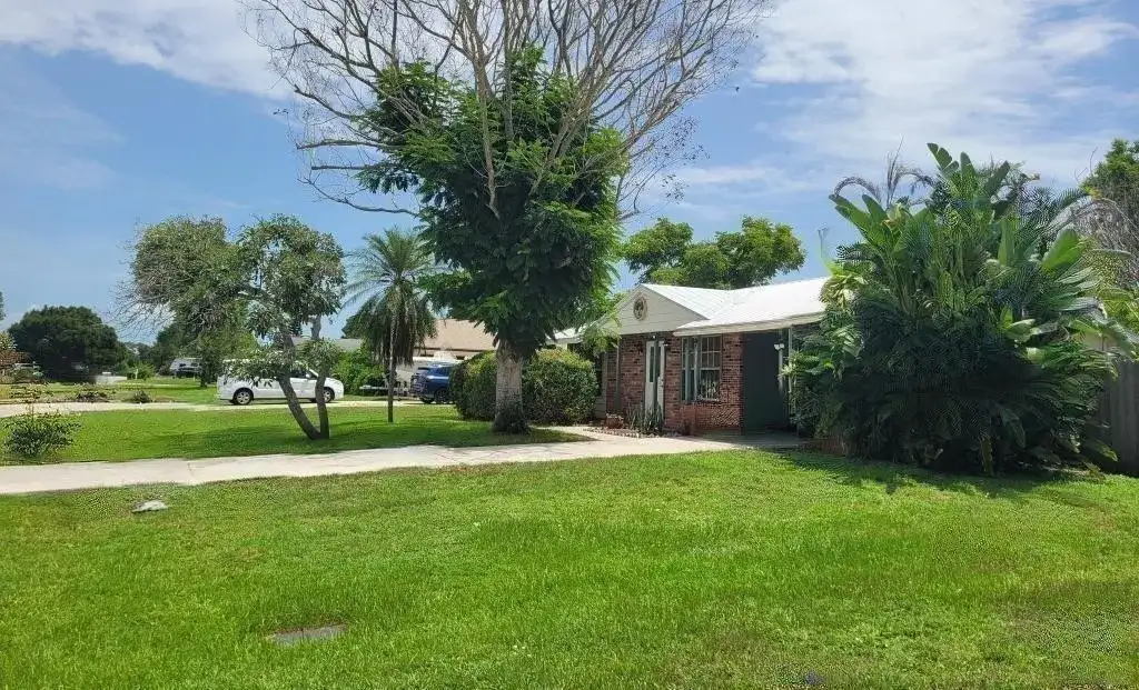 715 SE Forgal Street, Port St. Lucie FL 34983 photo 3