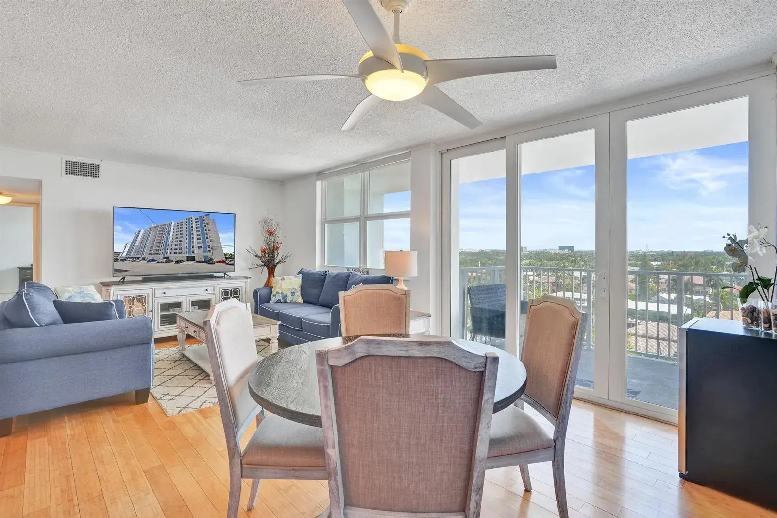 2881 NE 33rd Court # 10b, Fort Lauderdale FL 33306