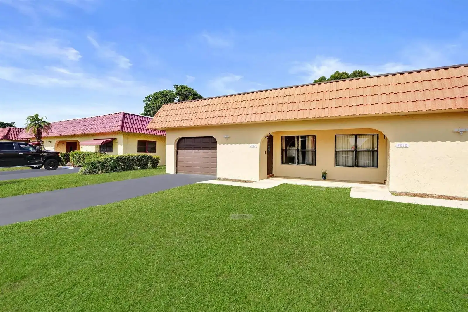 7010-7012 NW 78th Avenue, Tamarac FL 33321 photo 2