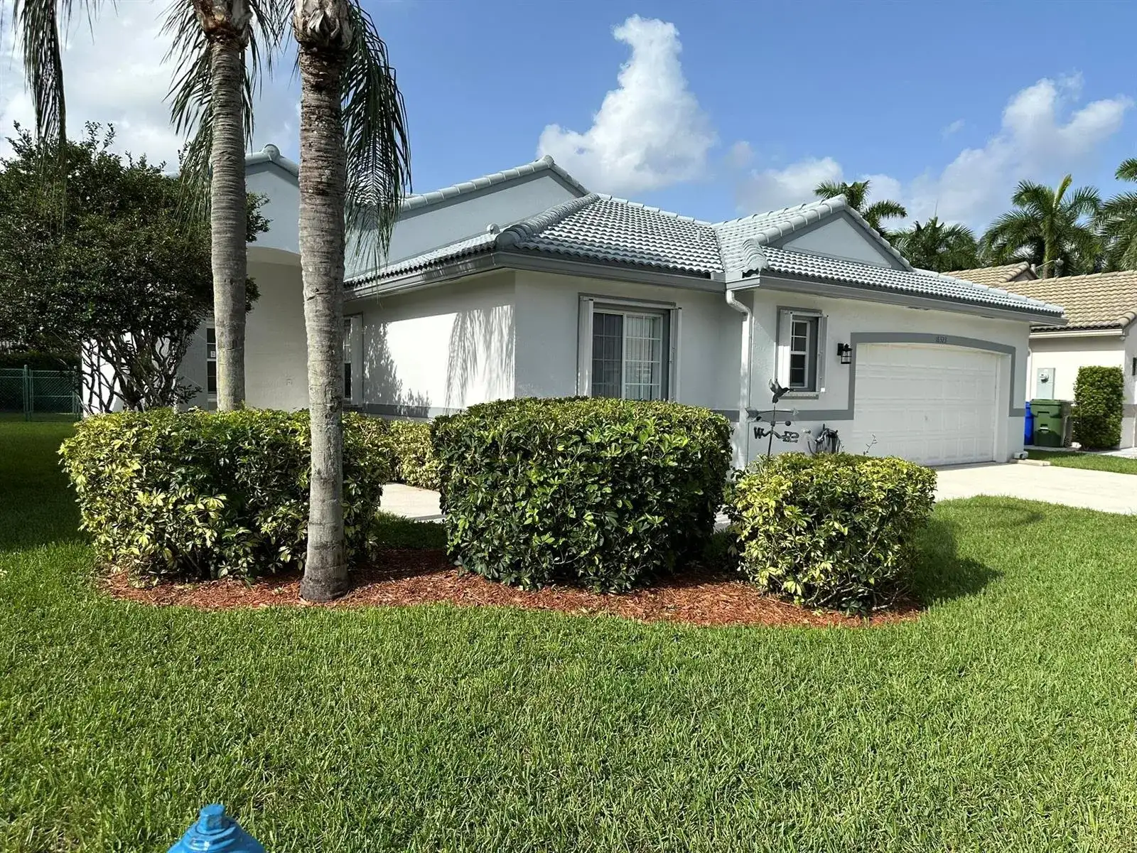 16323 SW 6th Street, Pembroke Pines FL 33027 photo 2