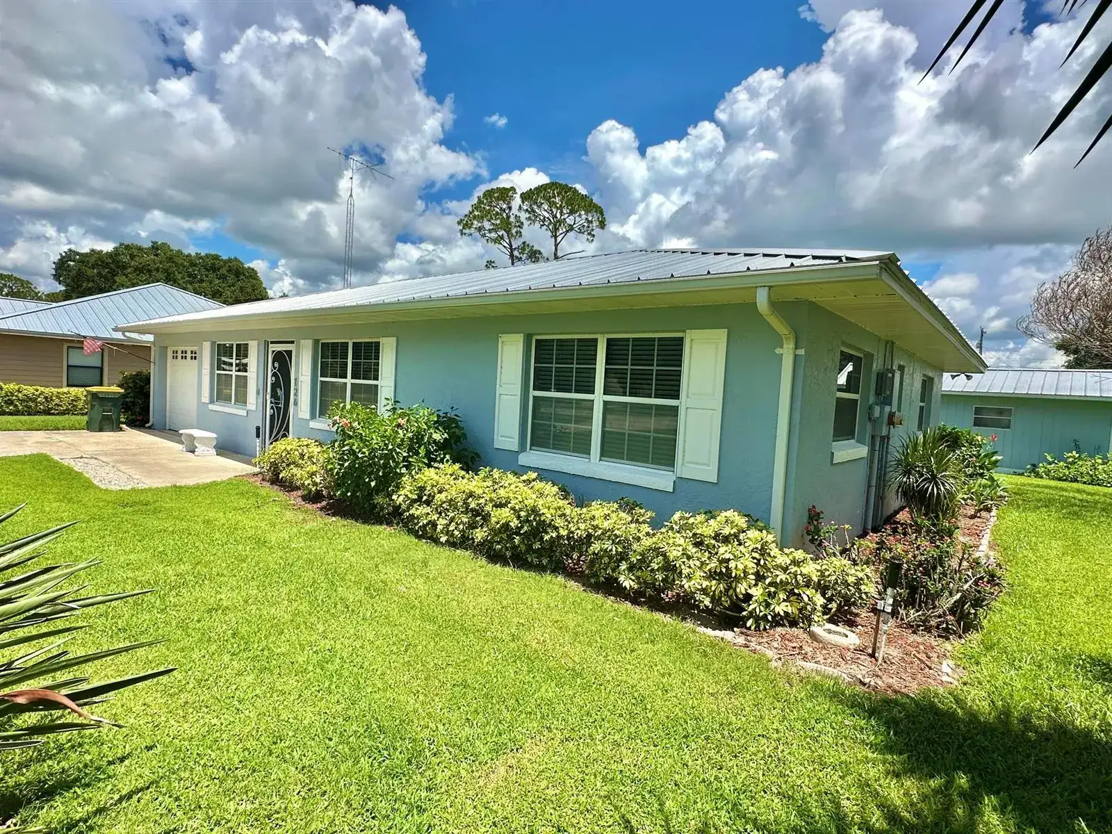 126 Lake Francis Drive, Lake Placid FL 33852 photo 2