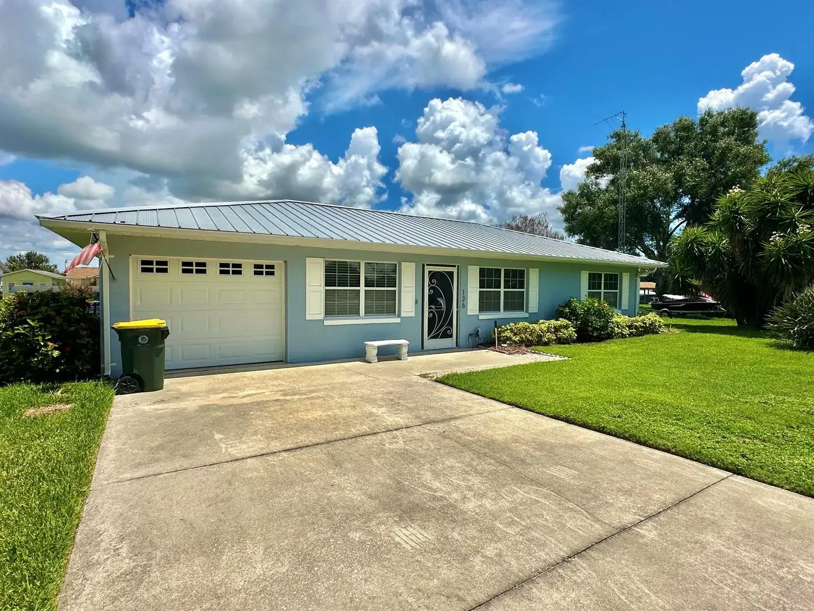 126 Lake Francis Drive, Lake Placid FL 33852 photo 3