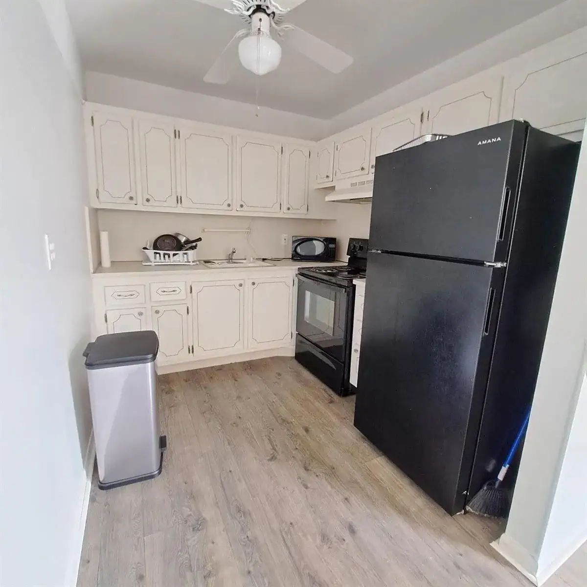 42 Norwich B, West Palm Beach FL 33417 photo 3