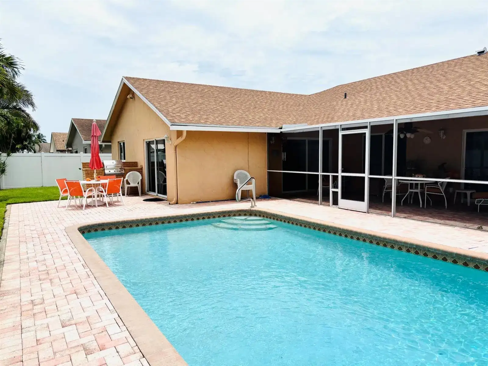 1076 SW 26th Terrace, Deerfield Beach FL 33442 photo 4