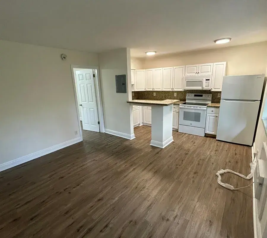 921 NE 17th Avenue # 4, Fort Lauderdale FL 33304