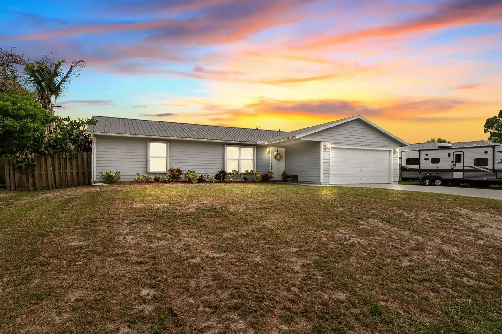 1098 SW Janette Avenue, Port St. Lucie FL 34953
