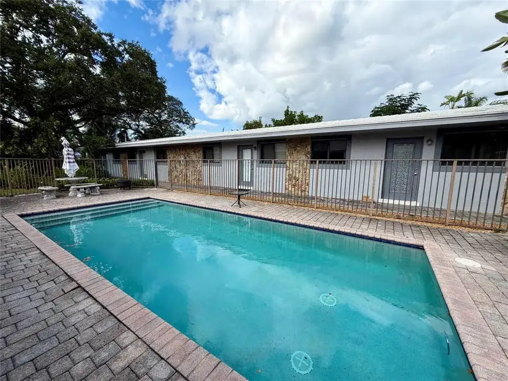 1023 NW 1st Avenue, Fort Lauderdale FL 33311