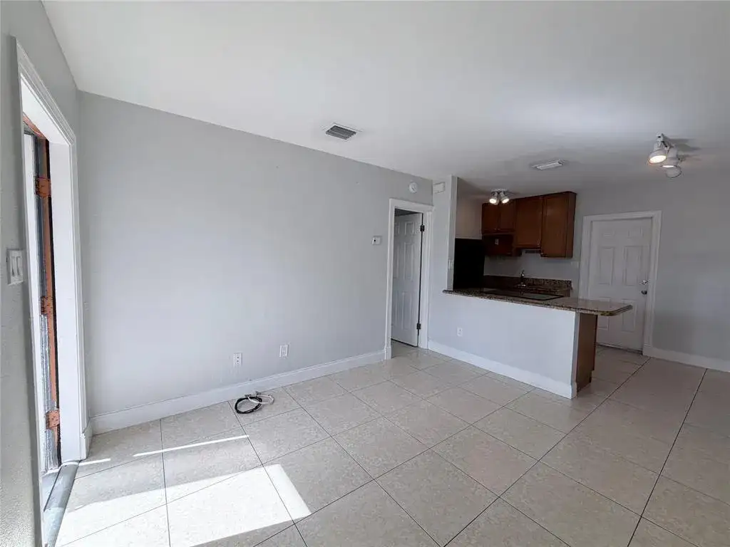 1023 NW 1st Avenue, Fort Lauderdale FL 33311 photo 3