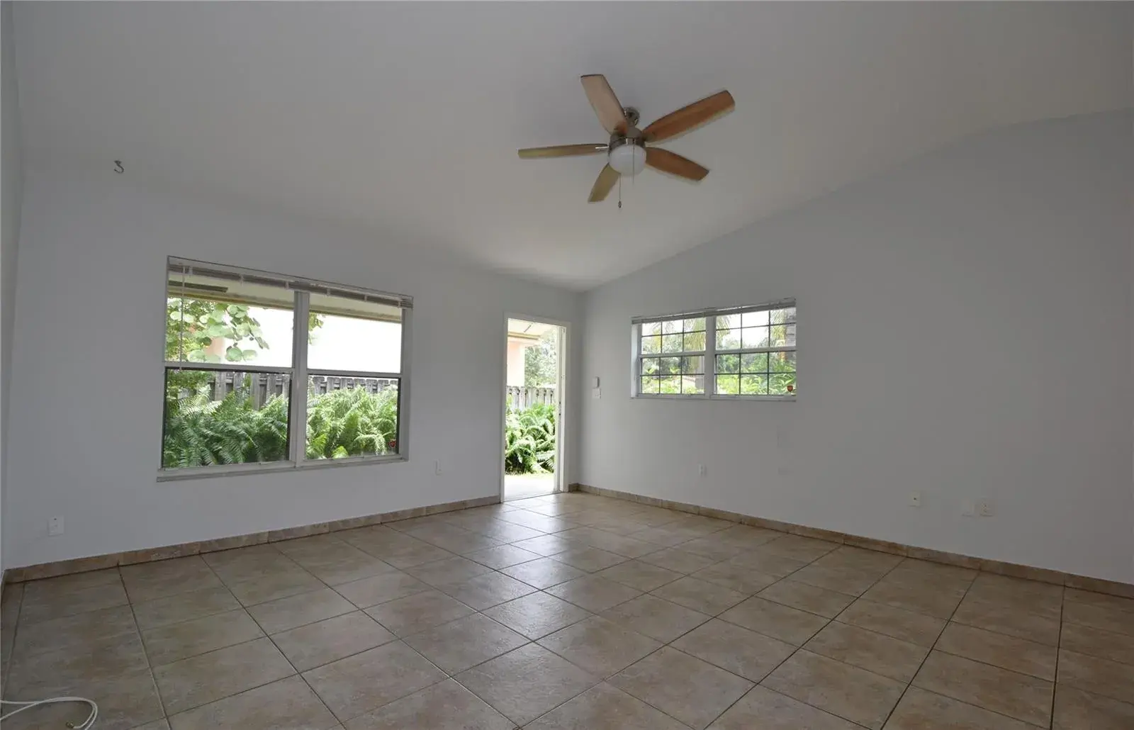 501 SW 17th Street # 2, Fort Lauderdale FL 33315