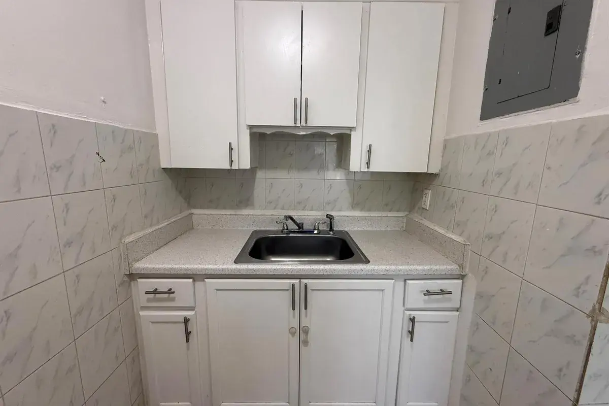 6014 Fillmore Street # 4e, Hollywood FL 33024