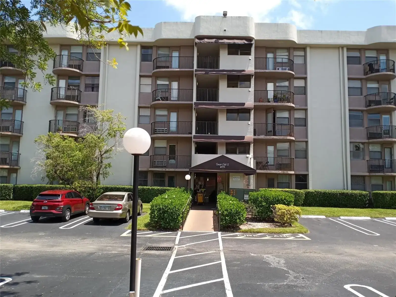 2771 Riverside Drive # a, Coral Springs FL 33065 photo 2