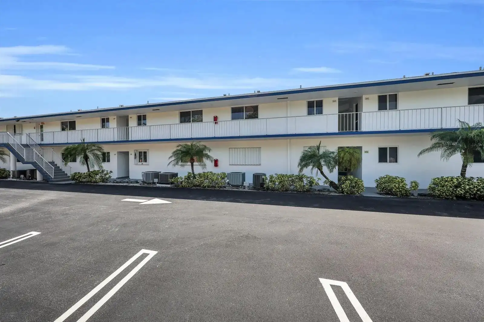 4 Garden Street # 204n, Tequesta FL 33469