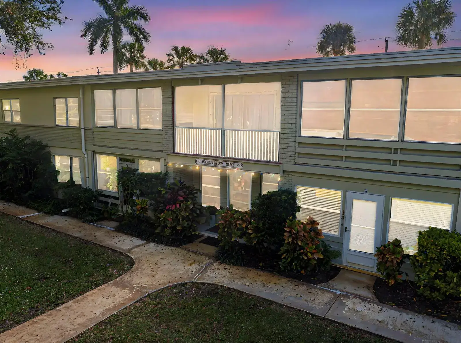677 ROYAL PALM Boulevard # 12, Vero Beach FL 32960