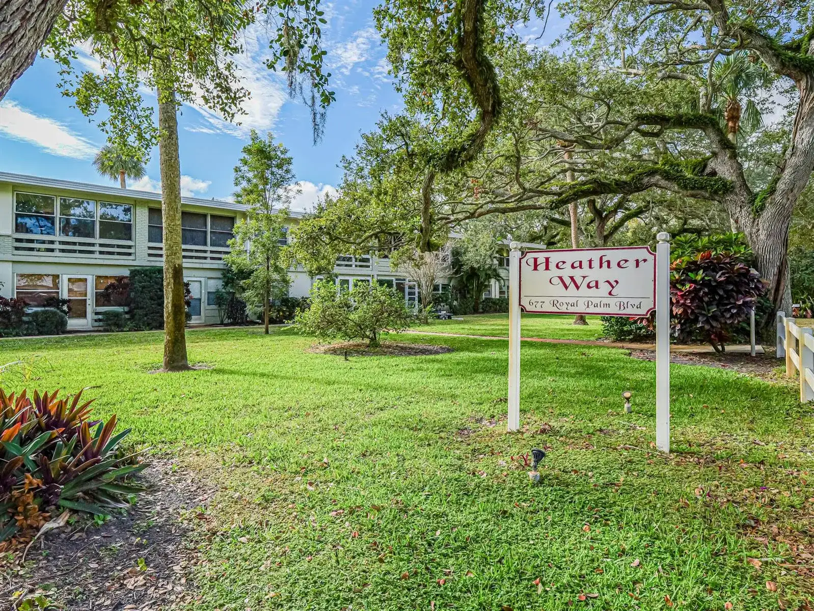 677 ROYAL PALM Boulevard # 12, Vero Beach FL 32960 photo 2