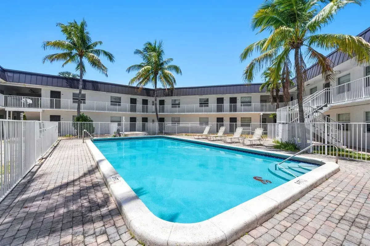 1470 N Dixie Highway # 43, Fort Lauderdale FL 33304