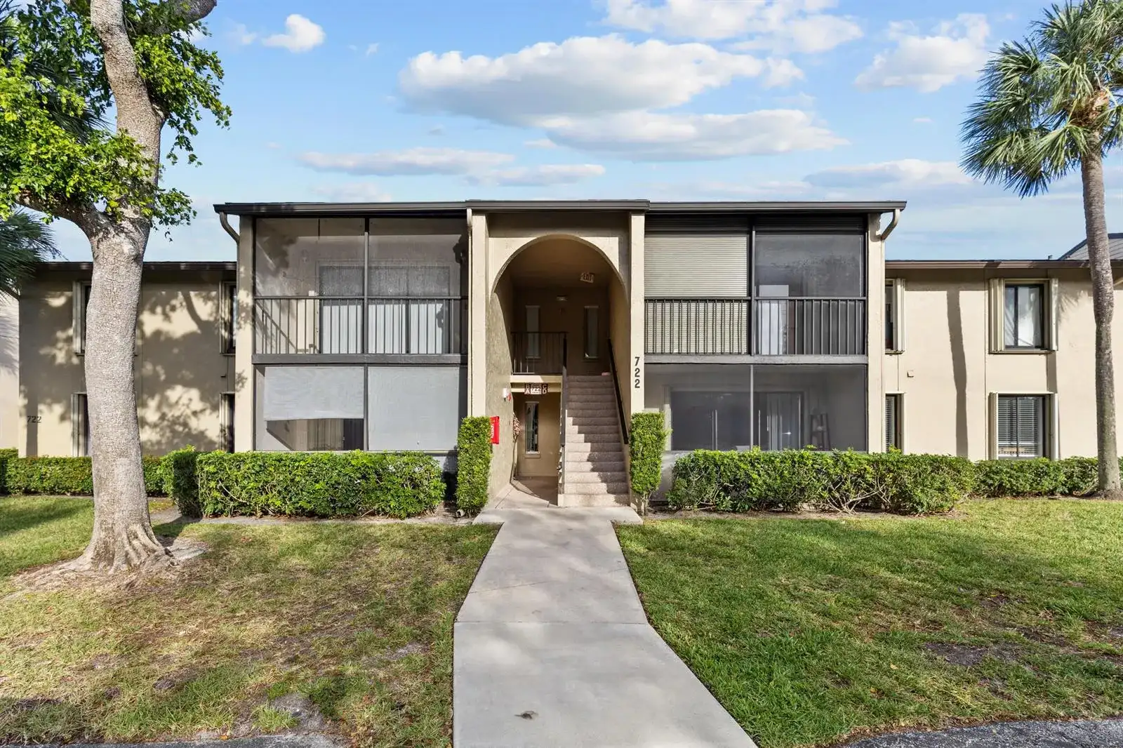 722 Sunny Pine Way # D1, FL 33415 photo 2
