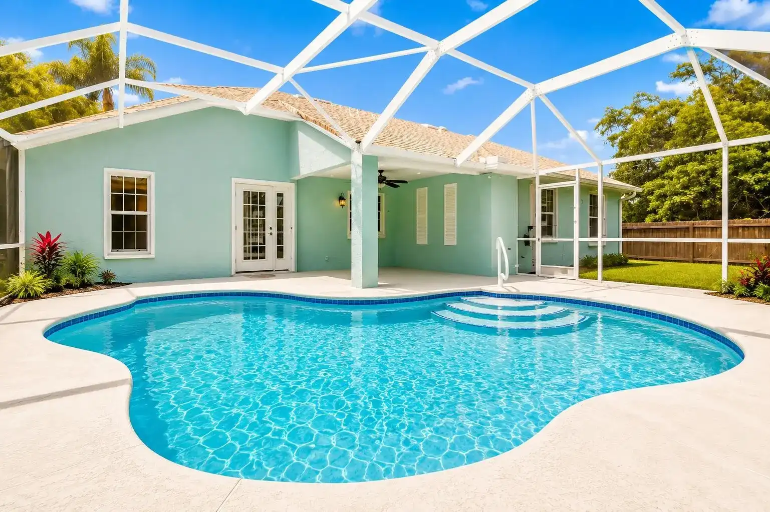 402 SE Strait Avenue, Port St. Lucie FL 34983