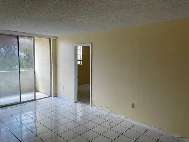 10000 NW 80th Court # 2534, Hialeah Gardens FL 33016 photo 5