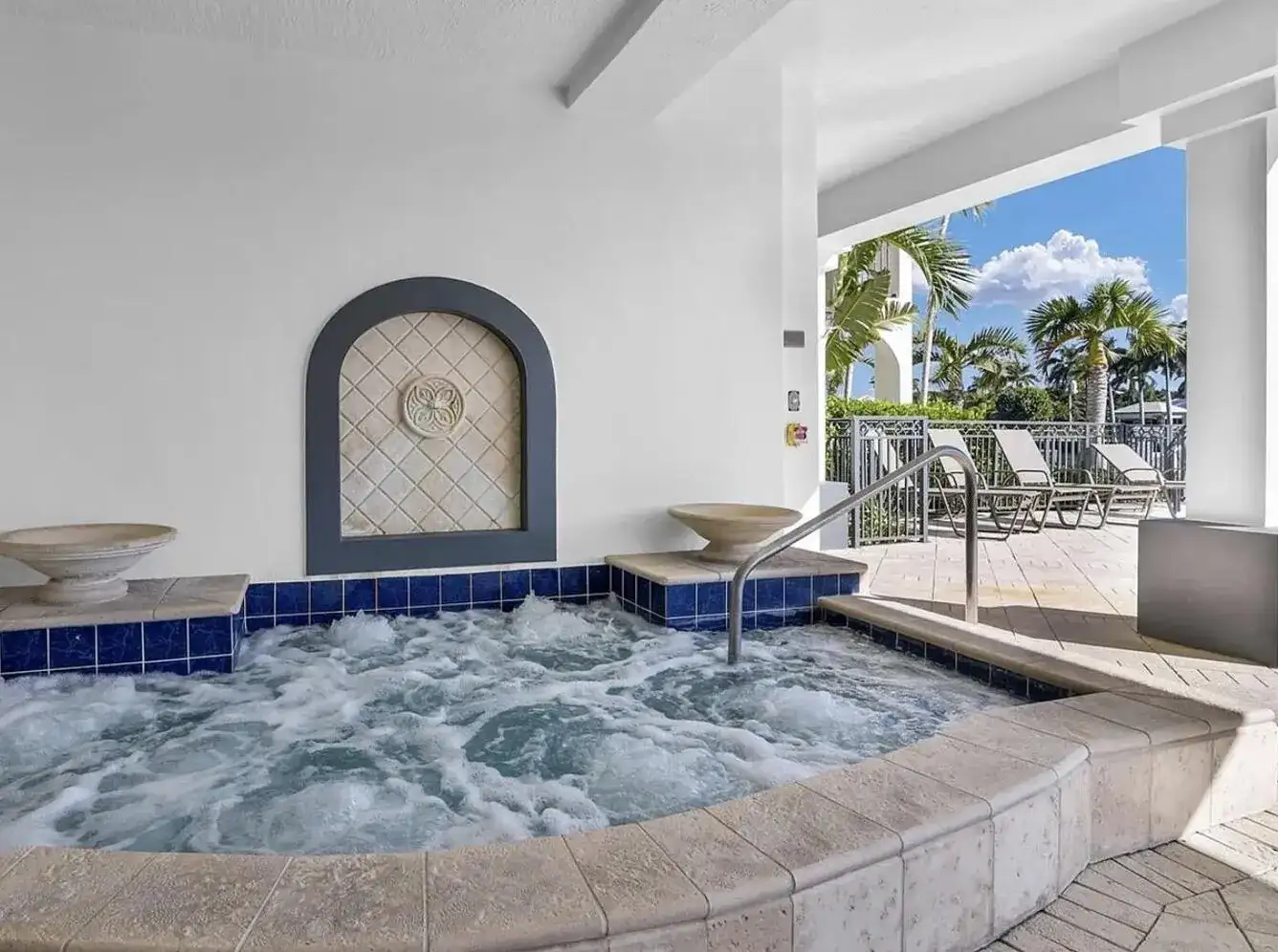 3042 WATERSIDE Circle, Boynton Beach FL 33435 photo 2