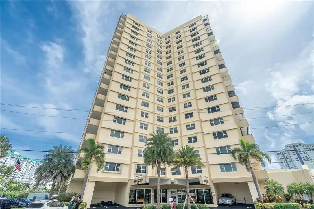 1200 Hibiscus Avenue # 1704, Pompano Beach FL 33062 photo 3