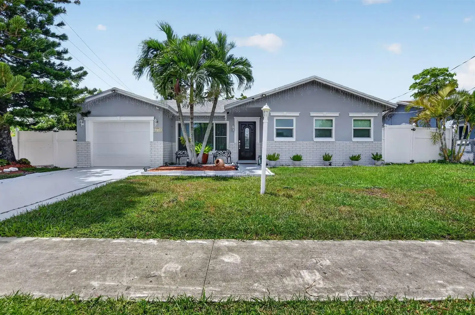 22305 SW 57th Avenue, Boca Raton FL 33428