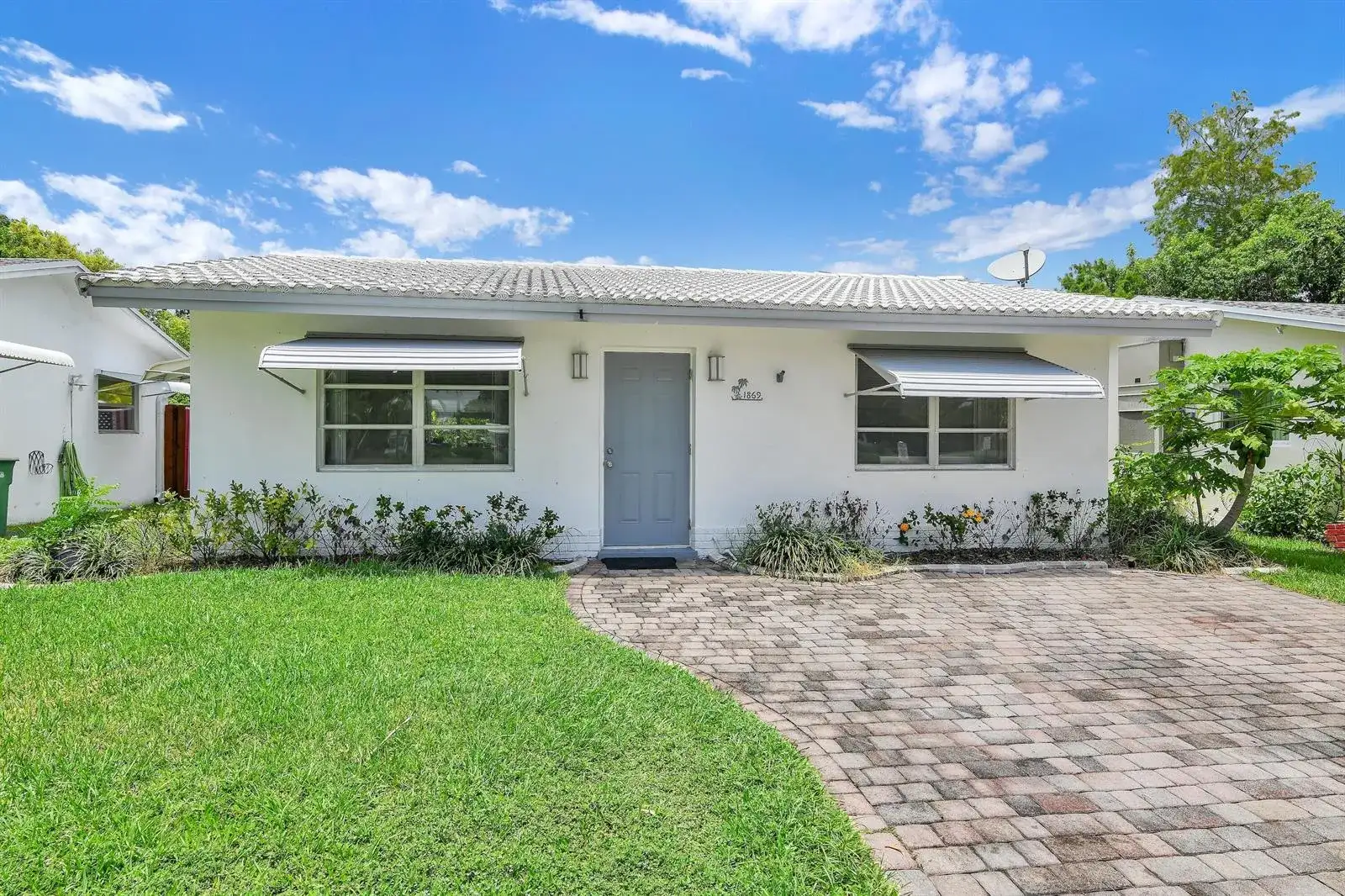 1869 NW 46th Street, Tamarac FL 33309 photo 2