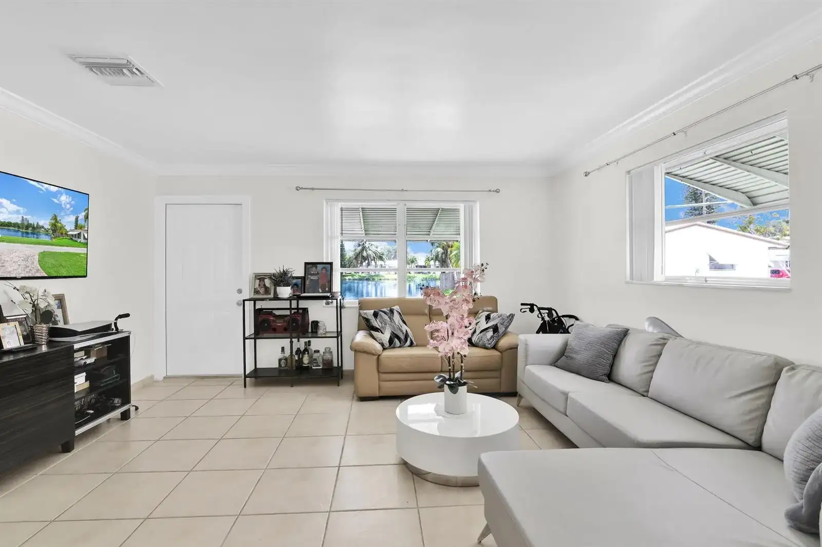 1869 NW 46th Street, Tamarac FL 33309 photo 4