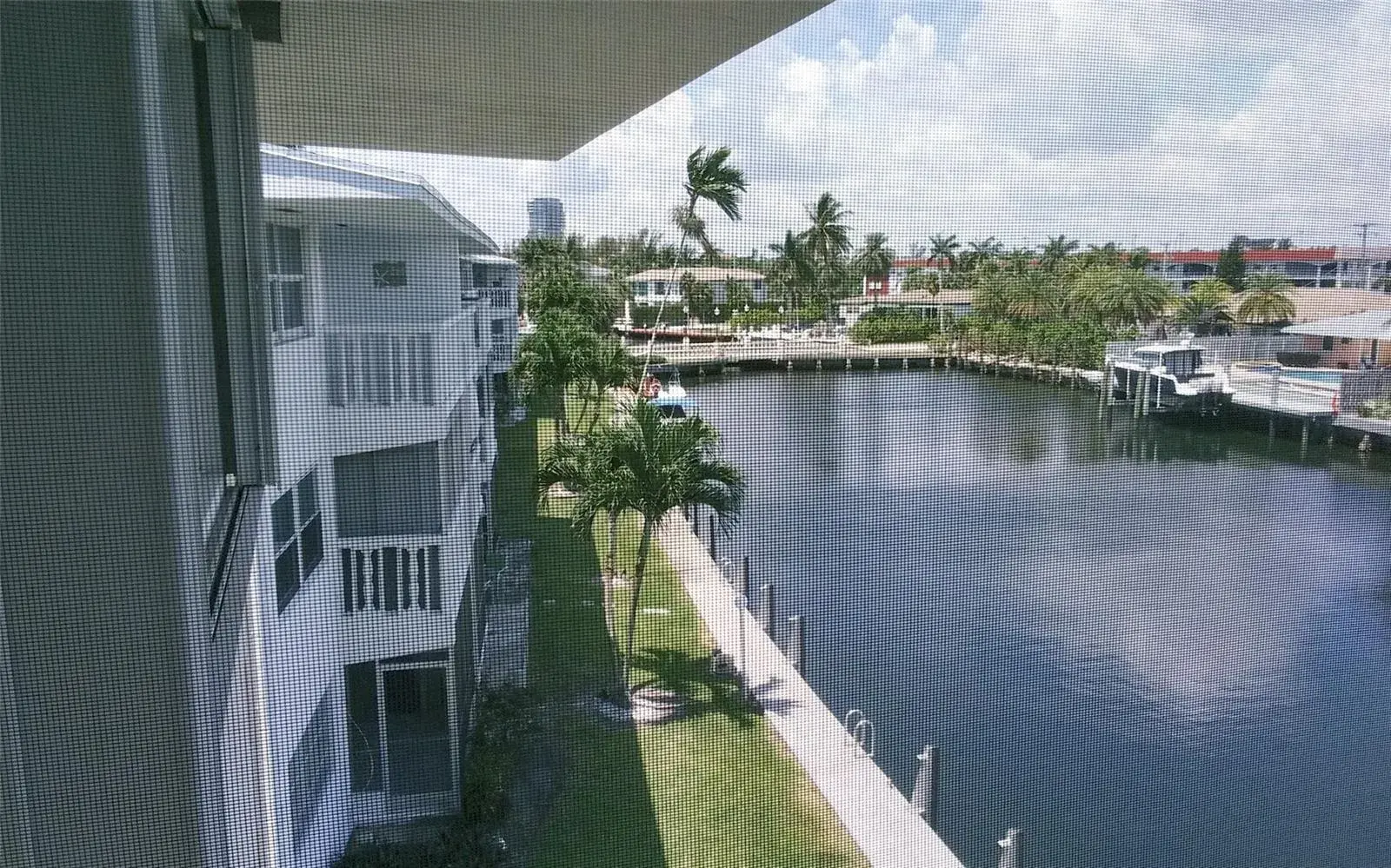 460 Paradise Isle Boulevard # 301, Hallandale Beach FL 33009