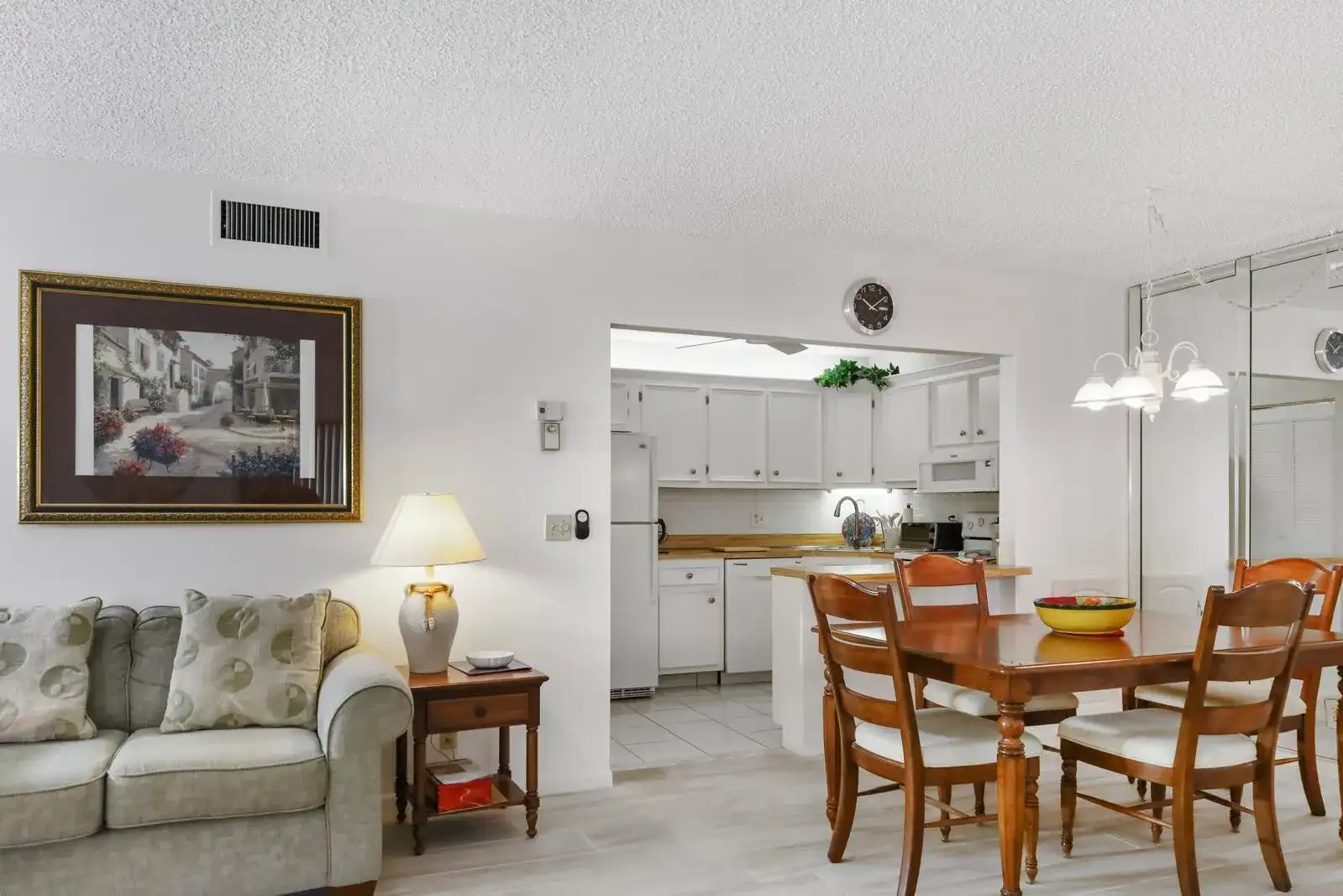 106 Lake Pine Circle # 1, FL 33463 photo 3