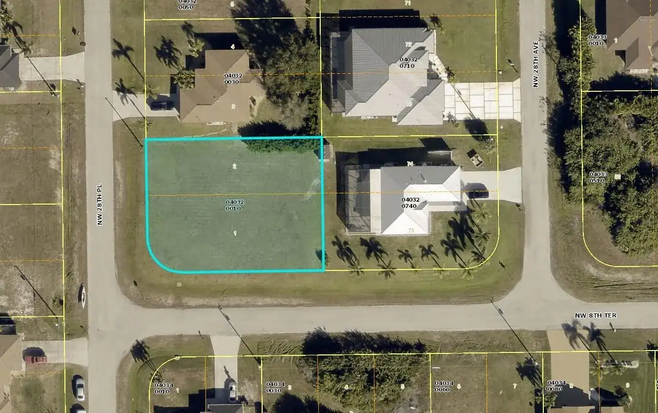 815 NW 28TH Place, Cape Coral FL 33993 photo 4