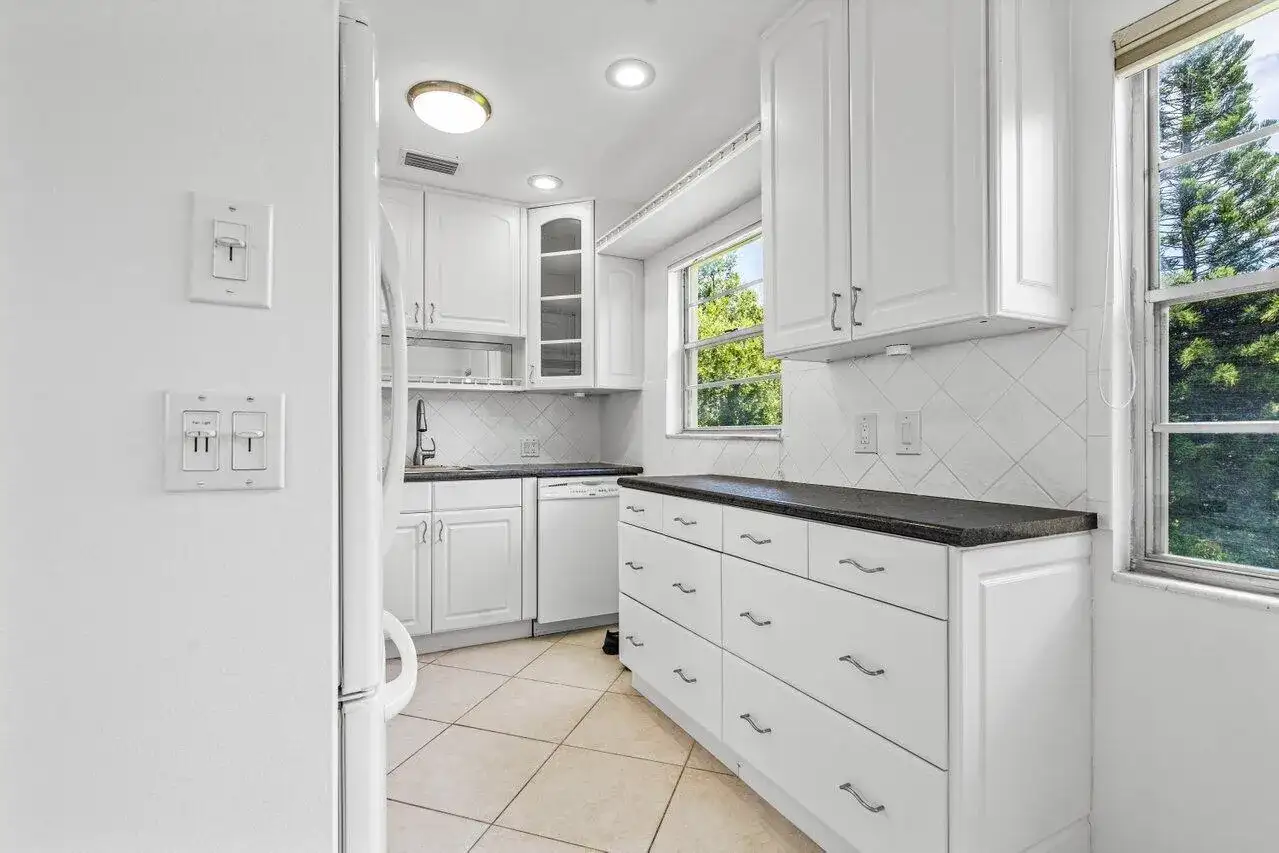 74 MANSFIELD B, Boca Raton FL 33434 photo 4