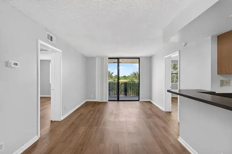 760 Executive Center Drive # 32, West Palm Beach FL 33401 photo 5