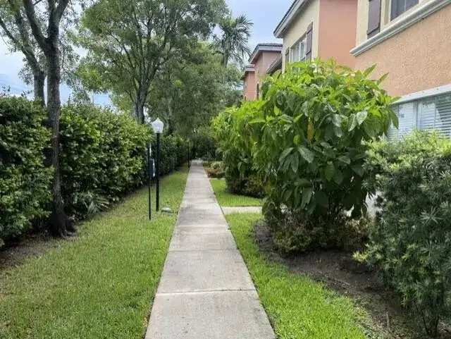 3569 FOREST HILL Boulevard # 115, Palm Springs FL 33406 photo 4