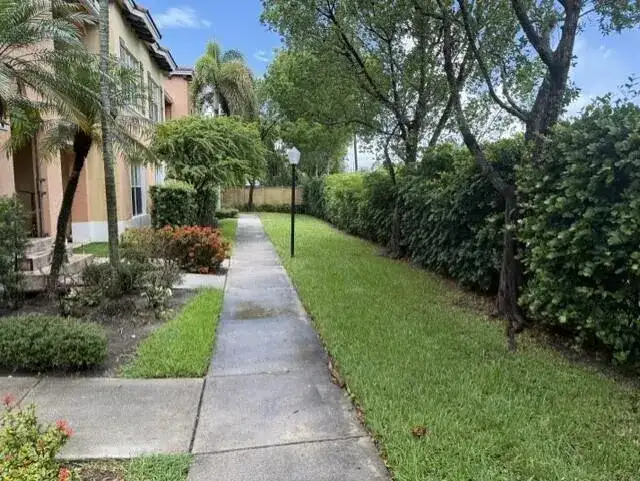 3569 FOREST HILL Boulevard # 115, Palm Springs FL 33406 photo 5