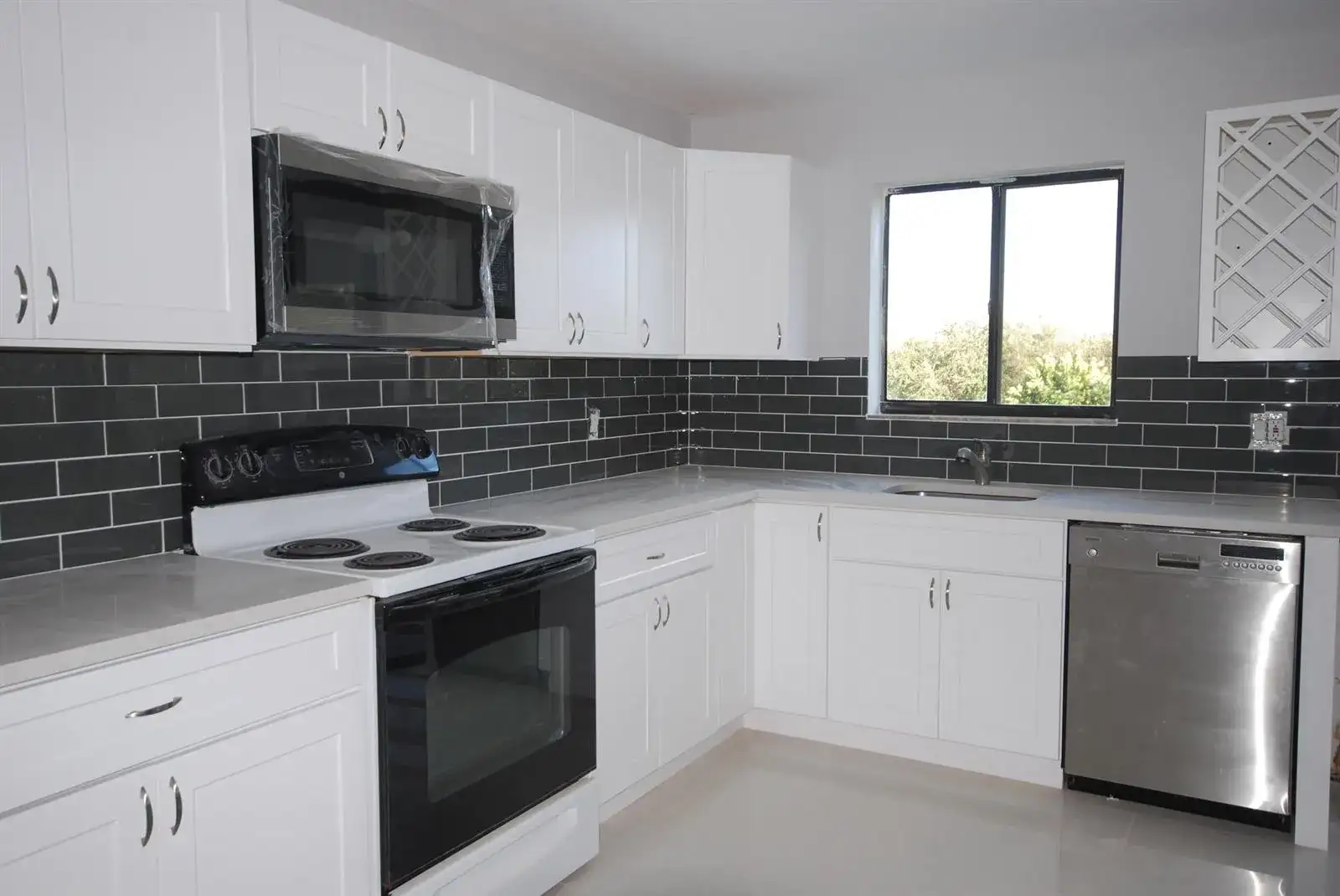 5917 Via Vermilya # 308, Lake Worth FL 33462 photo 2