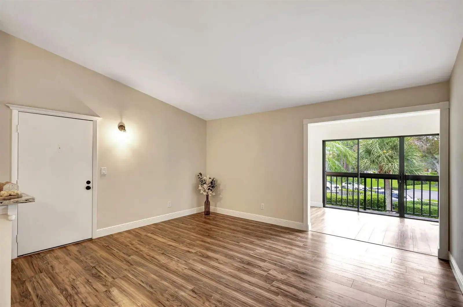1109 Duncan Circle # 201, Palm Beach Gardens FL 33418 photo 5