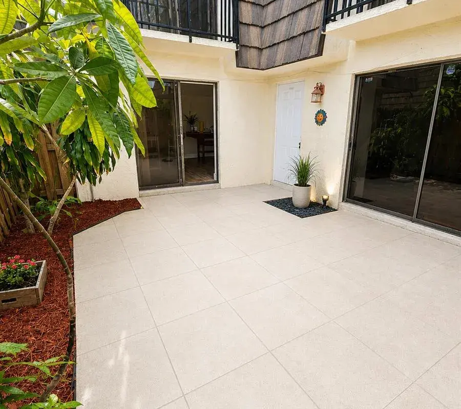 1534 FOREST LAKES Circle # D, West Palm Beach FL 33406