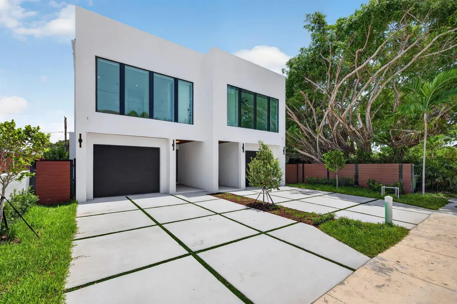704 SW 9th Street, Fort Lauderdale FL 33315