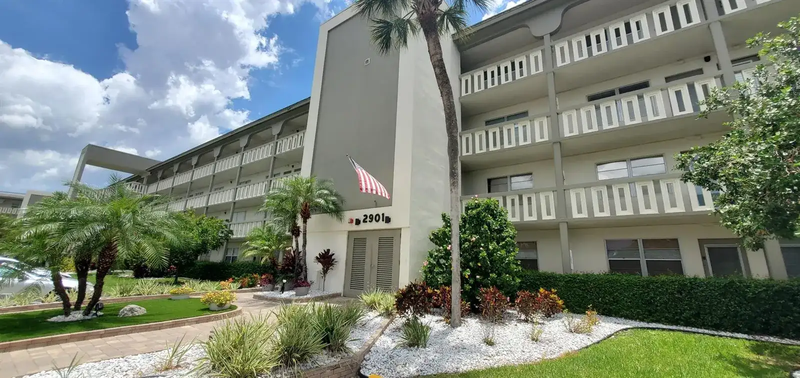 2901 VICTORIA Circle # F2, Coconut Creek FL 33066 photo 2
