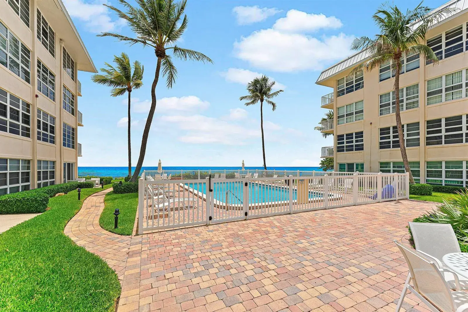 3851 N Ocean Boulevard N # 403, Gulf Stream FL 33483