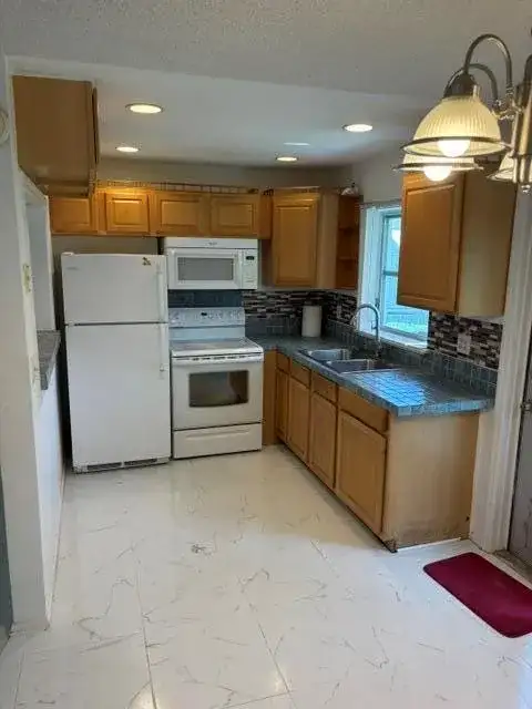 4315 NW 1ST Terrace, Deerfield Beach FL 33064 photo 3