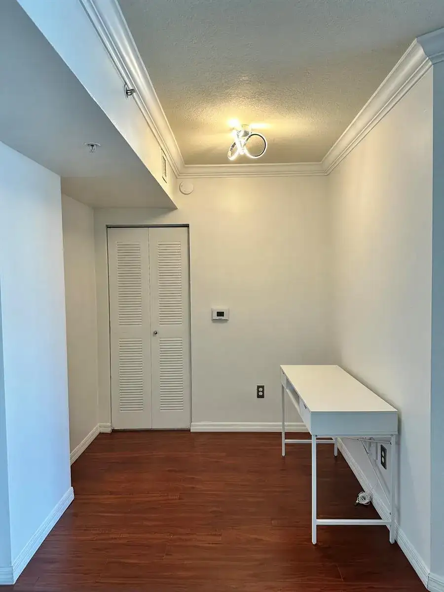 600 S Dixie Highway # 621, West Palm Beach FL 33401 photo 3