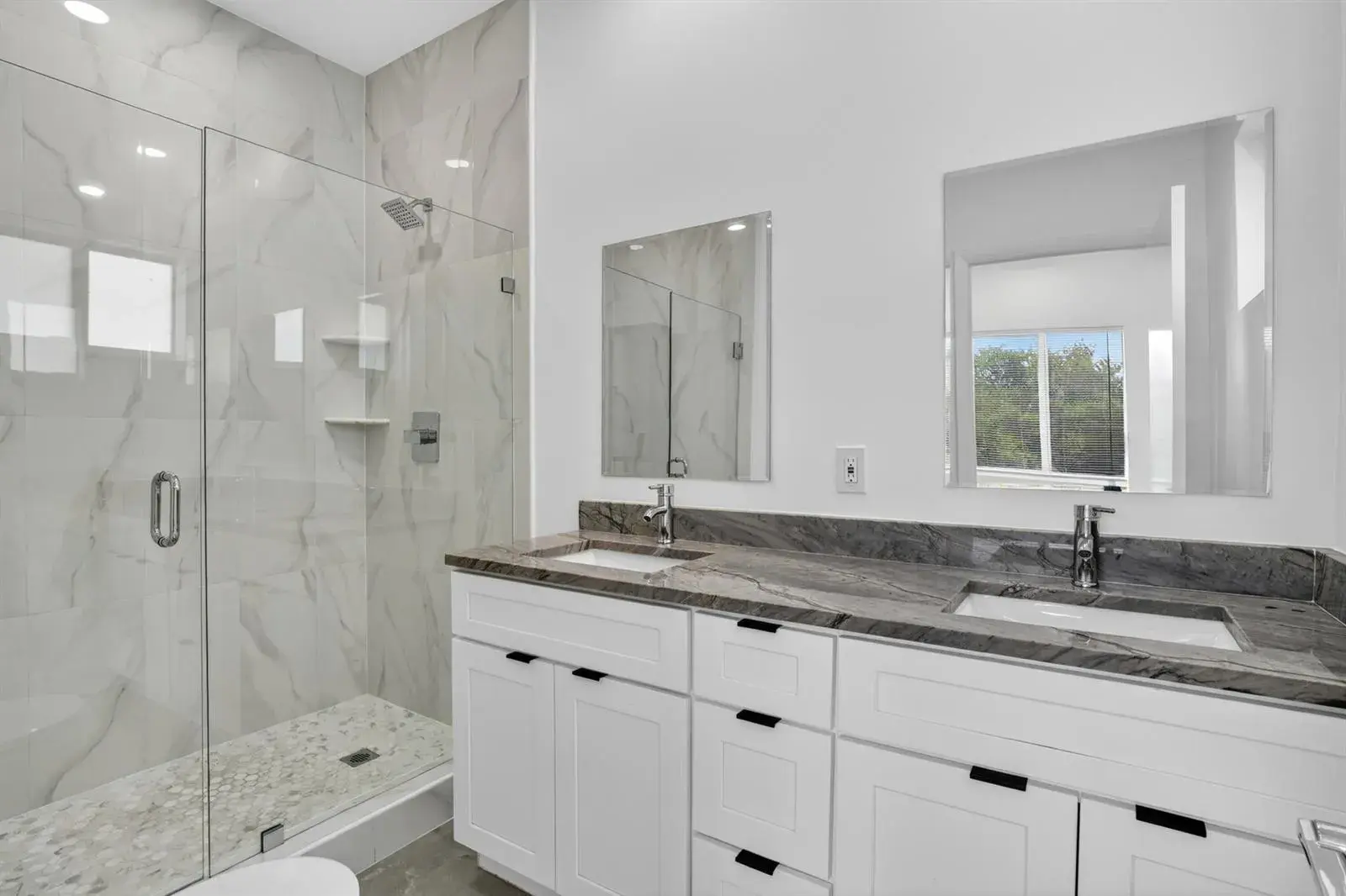 655 NW 24TH Avenue, Fort Lauderdale FL 33311