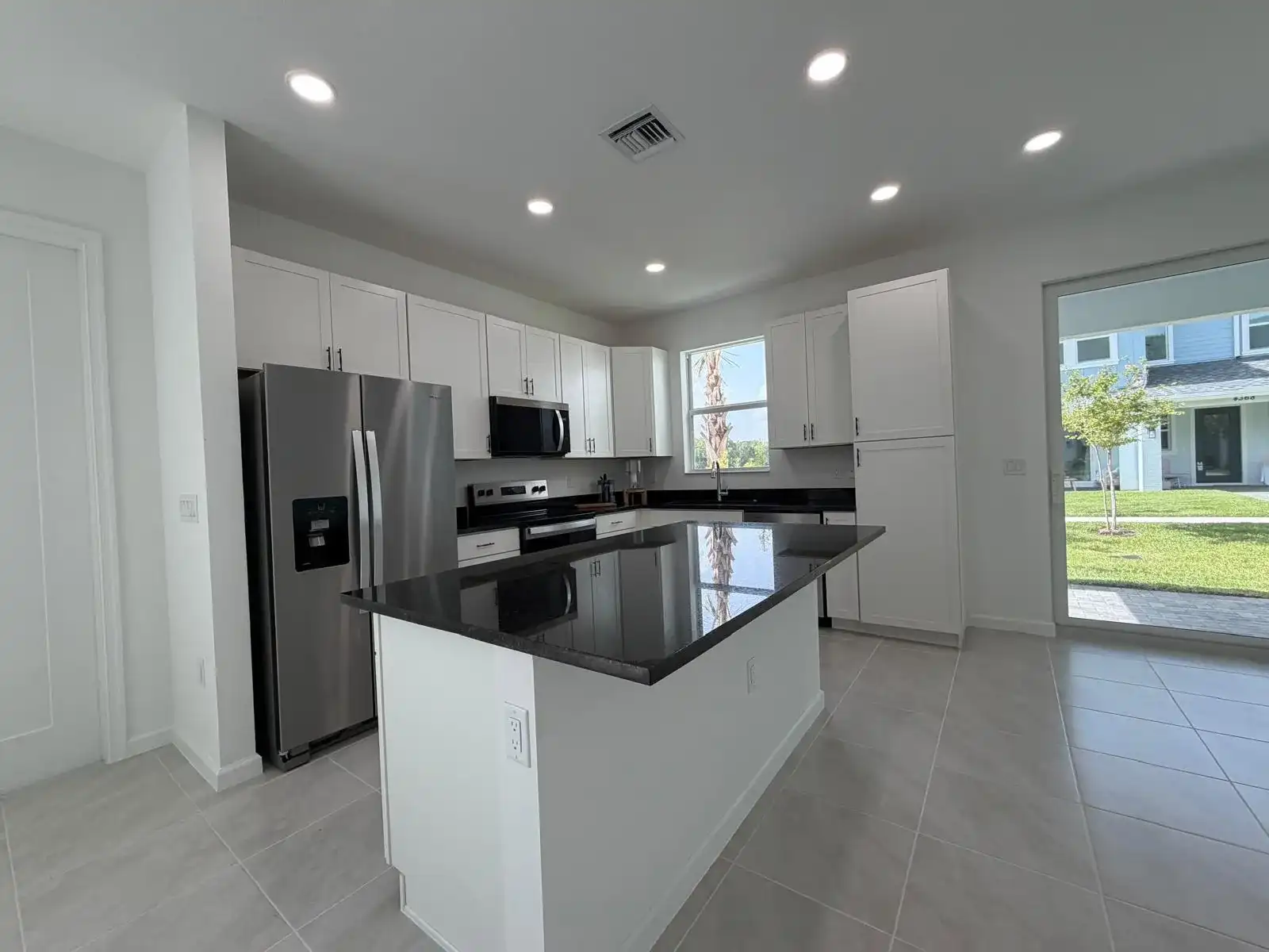 4402 Longwood Lake Square, Westlake FL 33470